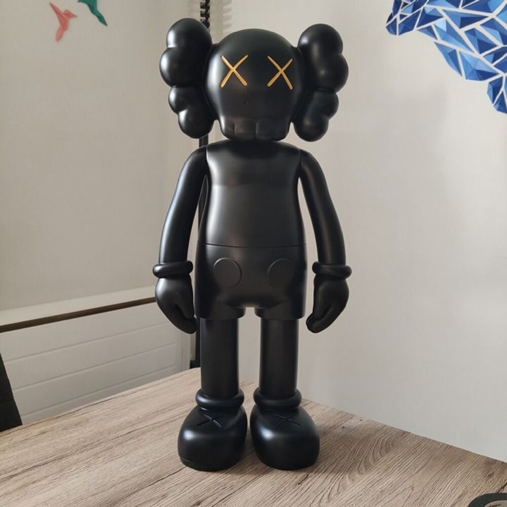Large Kaws Figure 3D print 15 inches tall!